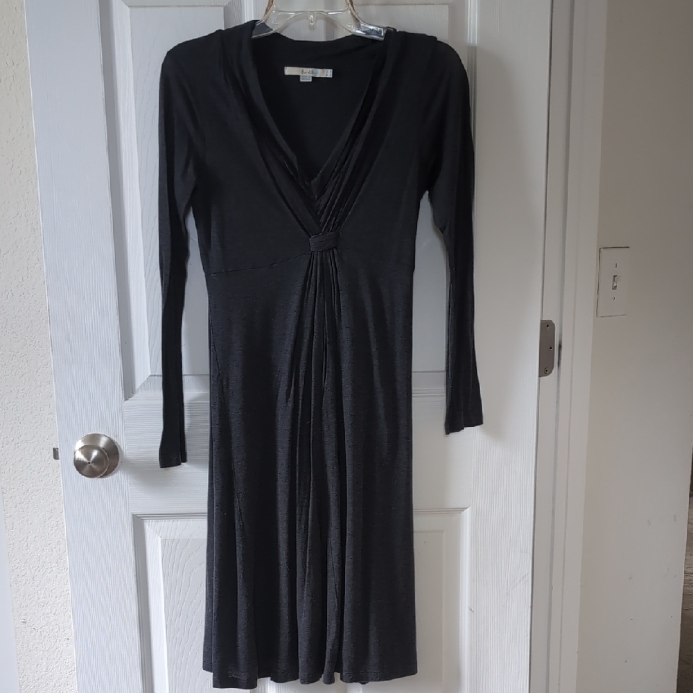 Elegant Gray Long Sleeve Dress